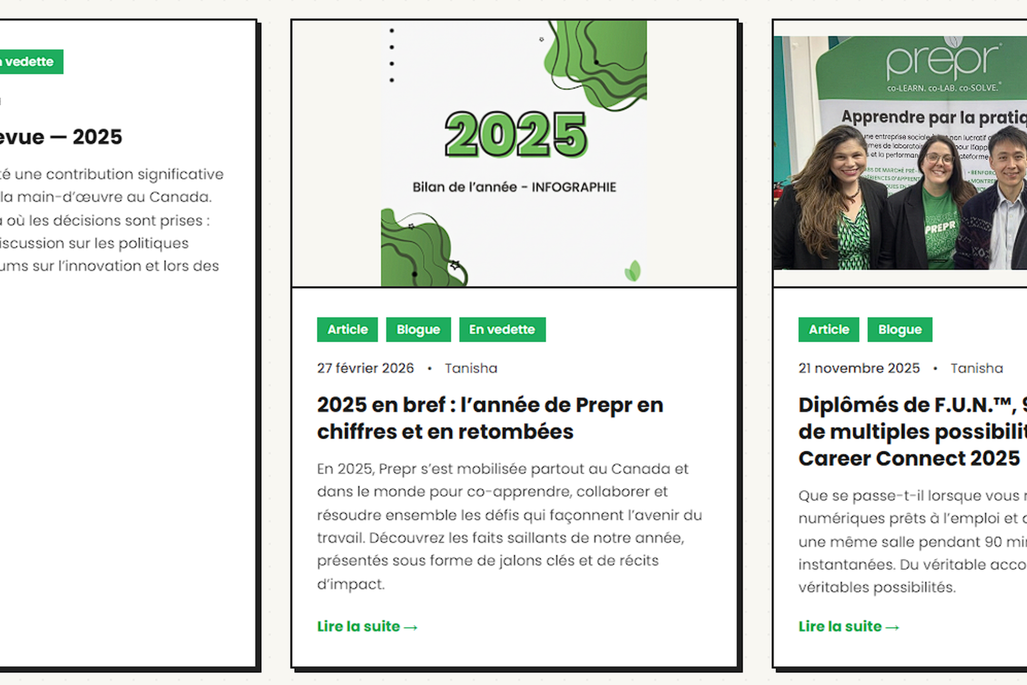 Photo : consultation de données analytiques sur une tablette.